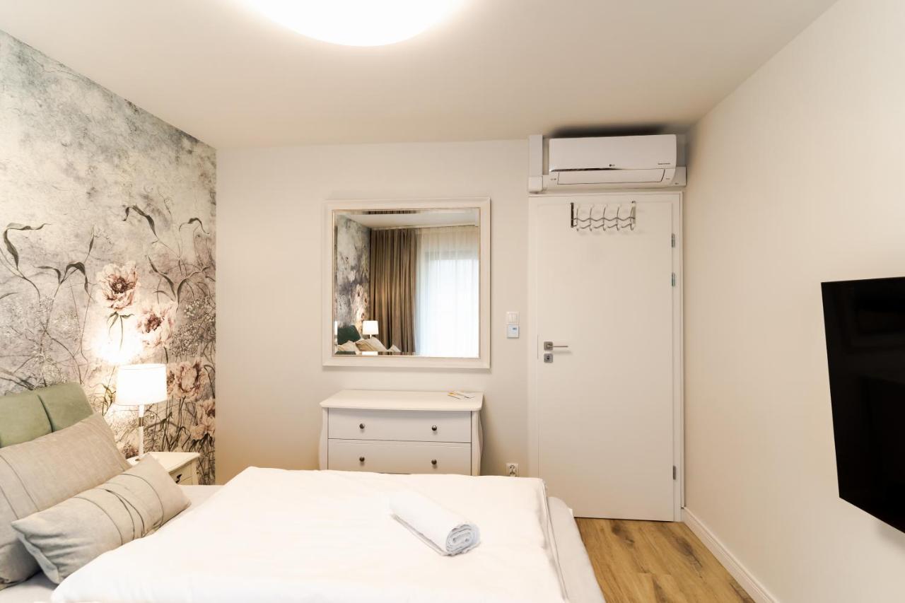 Vacationclub - Ogrody Pieniawskie Apartament 44 Поляниця-Здруй Екстер'єр фото